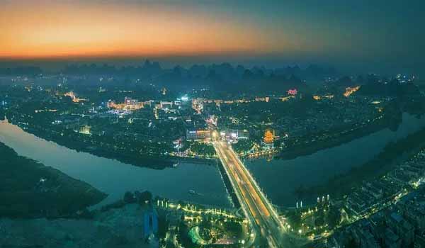 桂林市区夜景航拍图